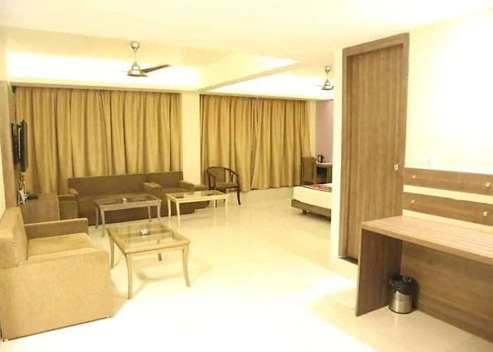 Townhouse Oak Hotel Nisarga Mp Nagar Bhopal