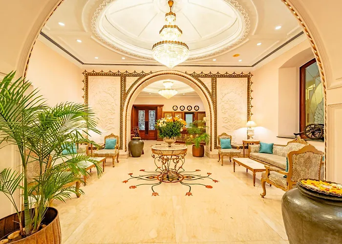 Noor-Us-Sabah Palace